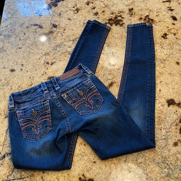 Rock Revival Alivia Skinny Jeans - Picture 2 of 8